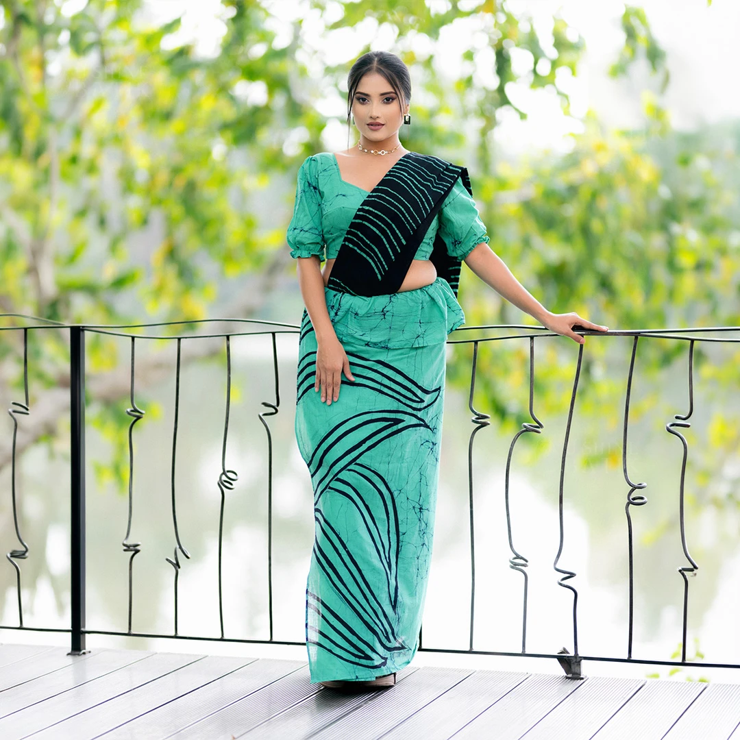 Green with cracks Batik Saree | 202694